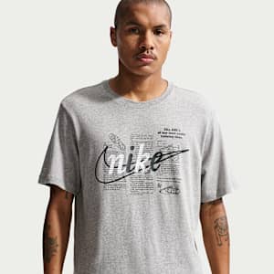 Nike Sportswear T-Shirt. Nike.com